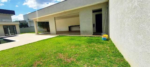 Casa à venda e aluguel com 3 quartos, 355m² - Foto 16