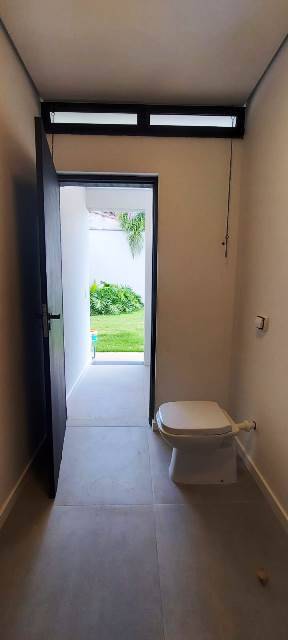 Casa à venda e aluguel com 3 quartos, 355m² - Foto 22