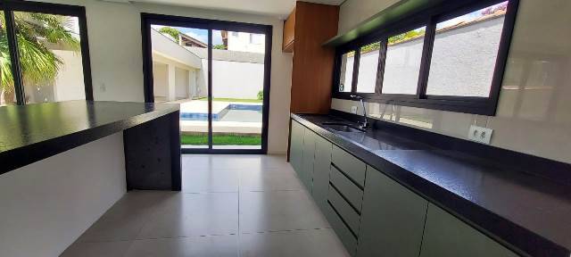 Casa à venda e aluguel com 3 quartos, 355m² - Foto 123