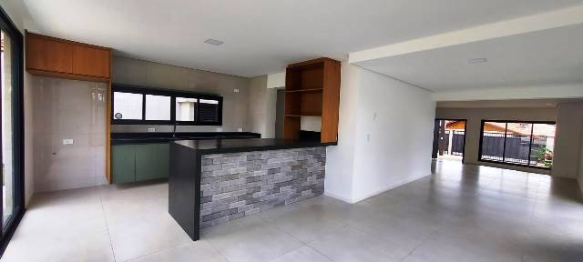 Casa à venda e aluguel com 3 quartos, 355m² - Foto 137