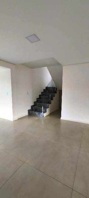 Casa à venda e aluguel com 3 quartos, 355m² - Foto 141