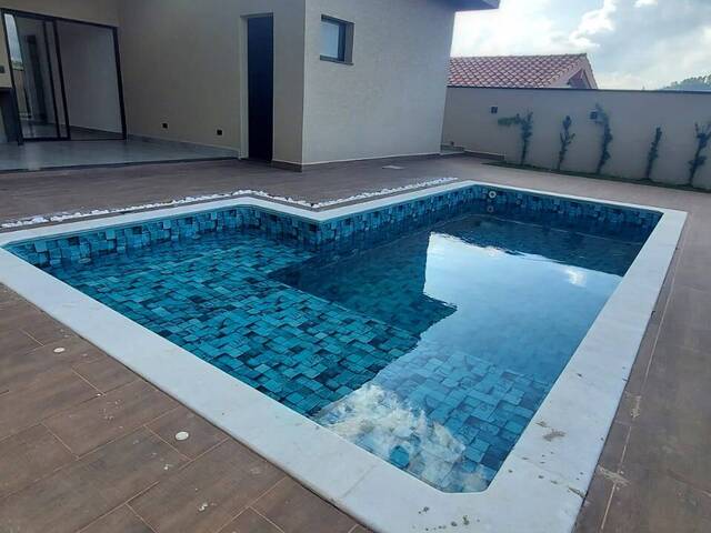 #13 - Casa para Venda em Atibaia - SP - 2