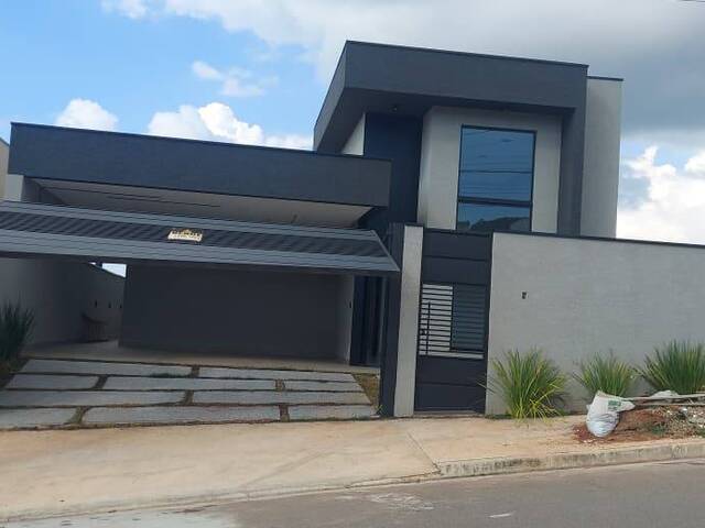 #14 - Casa para Locação em Atibaia - SP - 2
