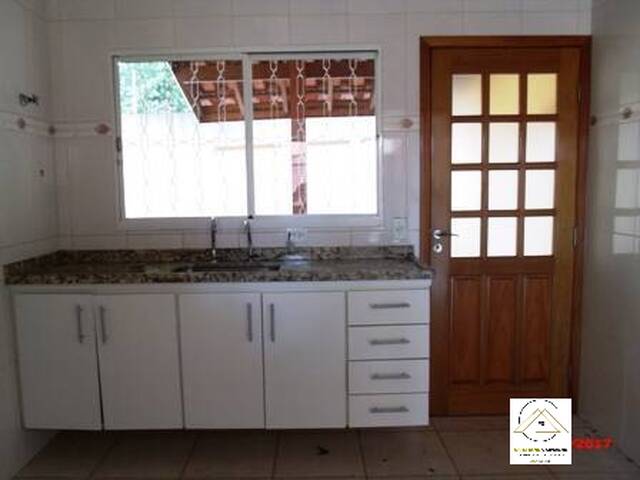 Casa para Venda em Atibaia - 5