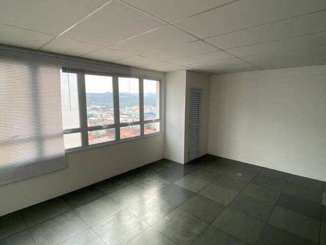 Sala para Venda em Atibaia - 5