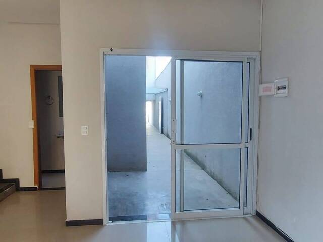 #92 - Sobrado para Locação em Atibaia - SP