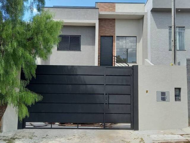 #126 - Casa para Venda em Atibaia - SP - 1