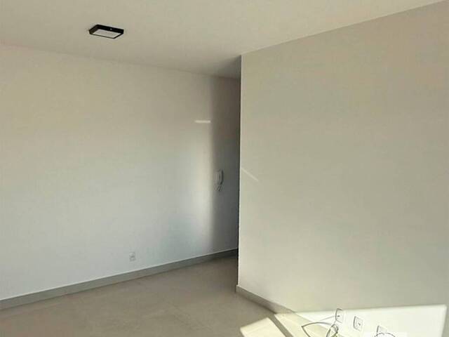 #137 - Apartamento para Venda em Atibaia - SP - 2