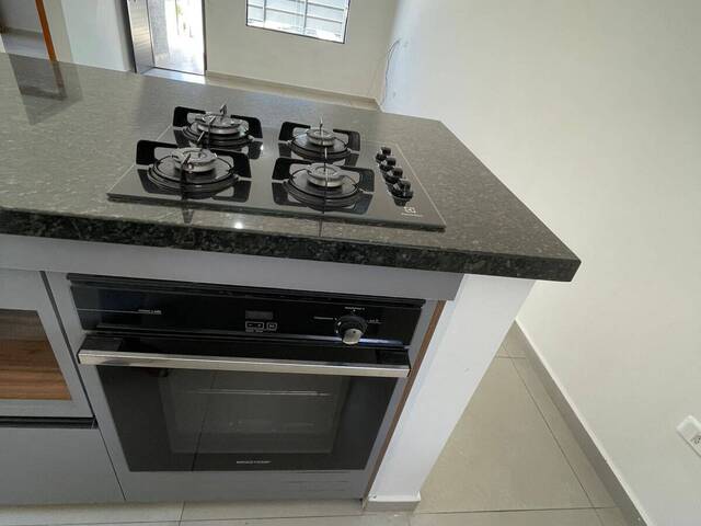 #163 - Casa para Venda em Atibaia - SP