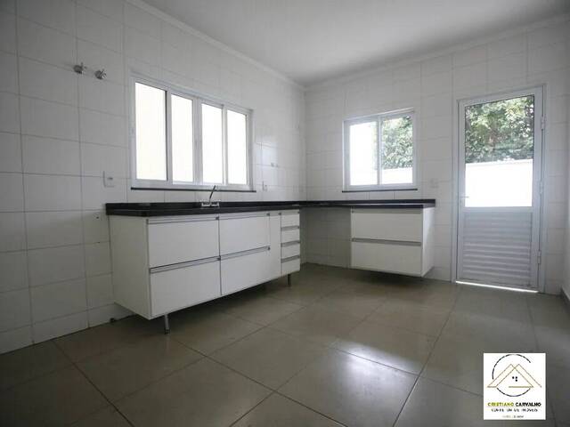 #168 - Casa em condomínio para Locação em Atibaia - SP