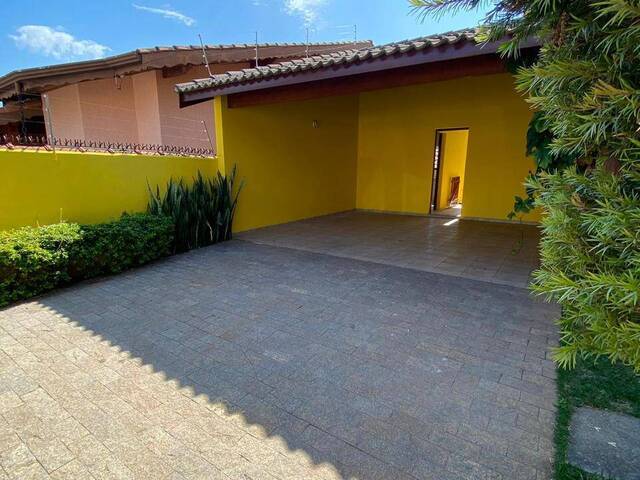 Casa para Venda em Atibaia - 4