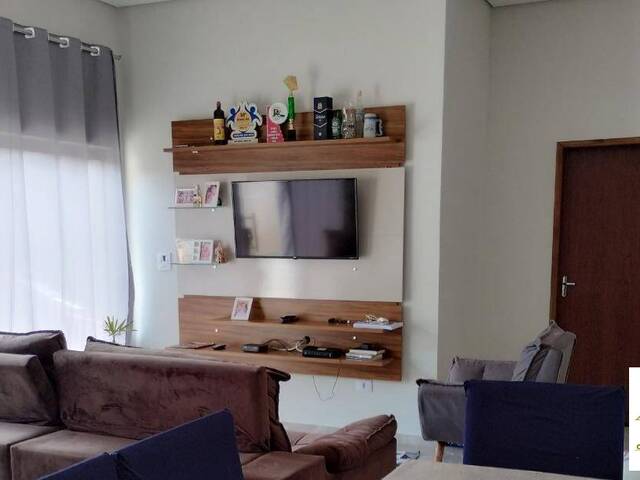 #196 - Casa para Venda em Atibaia - SP