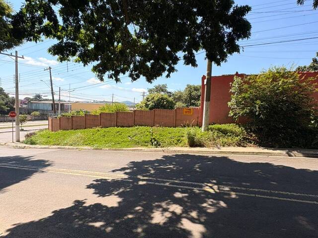 Área para Venda em Atibaia - 4