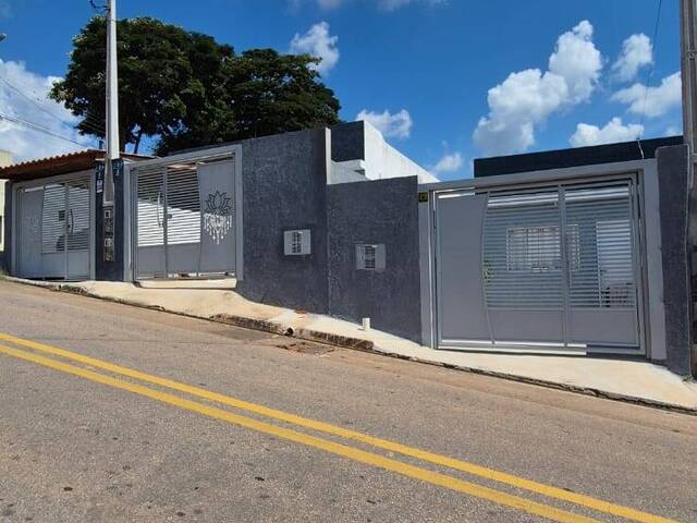 Casa para Venda em Atibaia - 2
