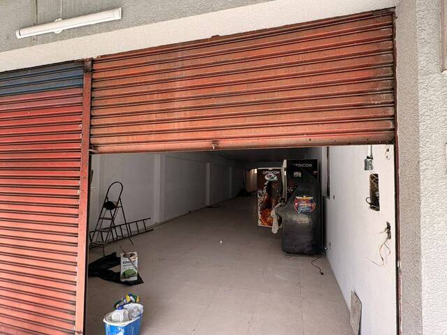 #215 - Salão Comercial para Venda em Atibaia - SP