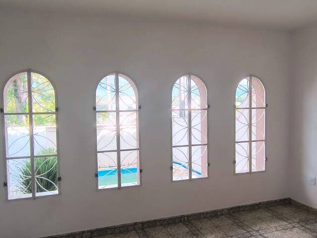 Casa para Locação em Atibaia - 5
