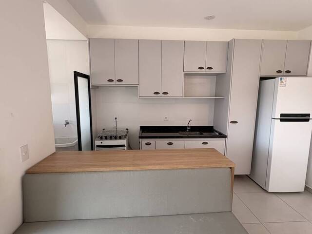 #241 - Apartamento para Locação em Atibaia - SP