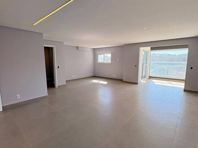 #243 - Apartamento para Locação em Atibaia - SP