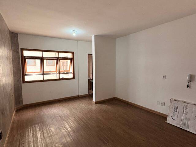 #233 - Sala para Locação em Atibaia - SP