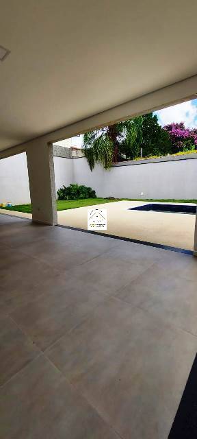 Casa à venda e aluguel com 3 quartos, 355m² - Foto 33