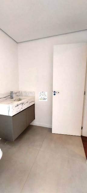 Casa à venda e aluguel com 3 quartos, 355m² - Foto 89