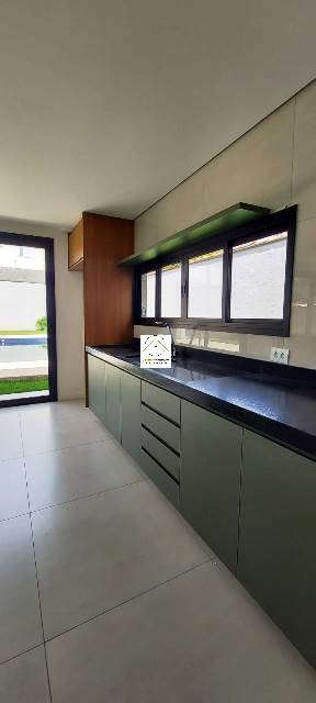 Casa à venda e aluguel com 3 quartos, 355m² - Foto 122