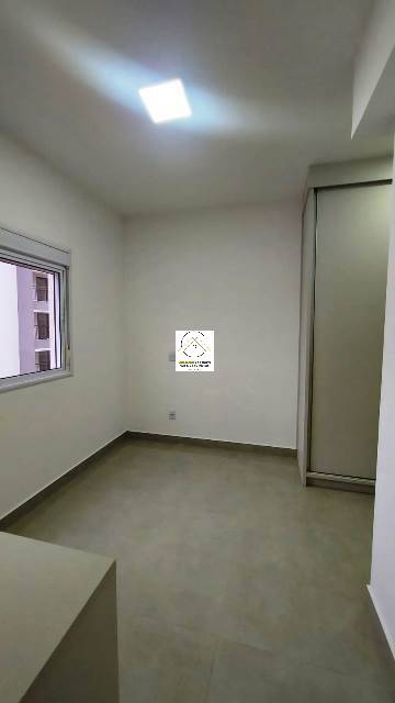 Apartamento para alugar com 2 quartos, 81m² - Foto 15