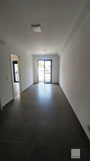Apartamento para alugar com 1 quarto, 40m² - Foto 3