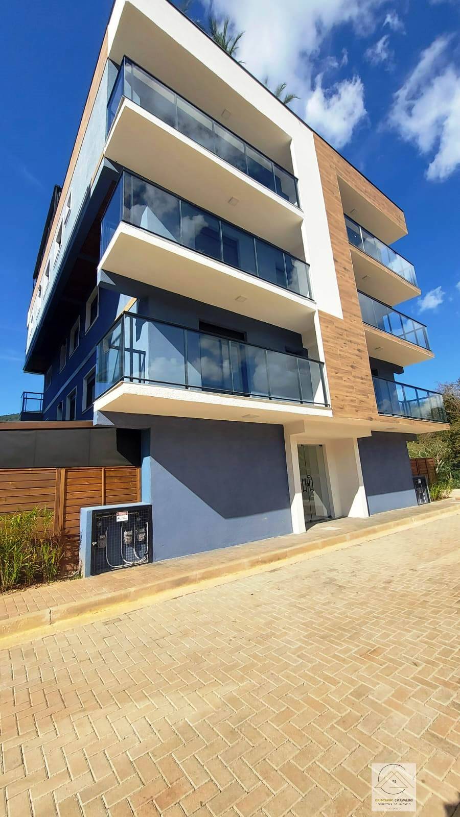 Apartamento para alugar com 3 quartos, 90m² - Foto 2