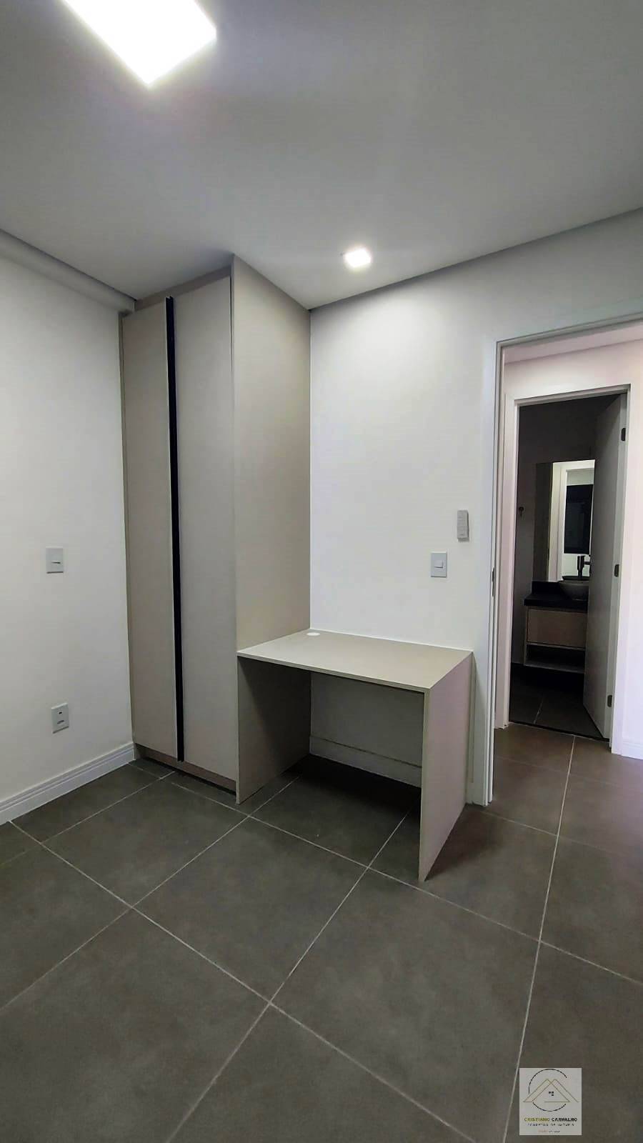 Apartamento para alugar com 3 quartos, 90m² - Foto 12