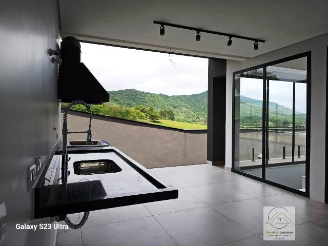 Casa de Condomínio à venda com 3 quartos, 250m² - Foto 5