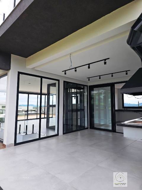 Casa de Condomínio à venda com 3 quartos, 250m² - Foto 14