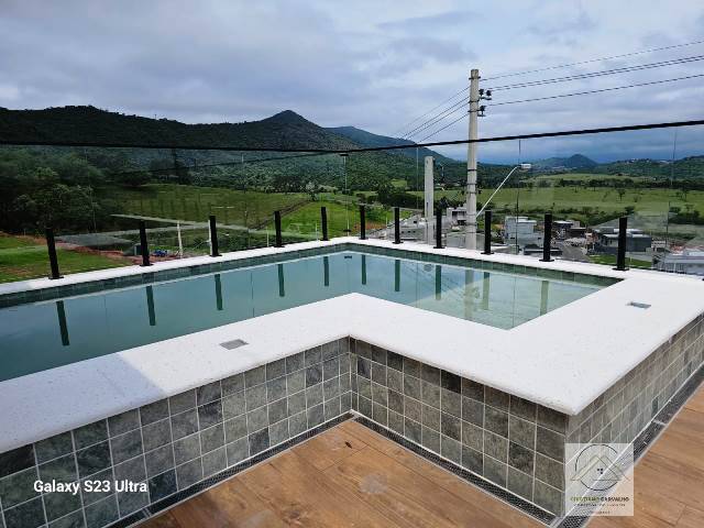 Casa de Condomínio à venda com 3 quartos, 250m² - Foto 15