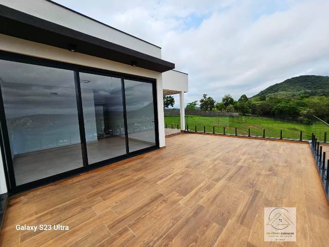 Casa de Condomínio à venda com 3 quartos, 250m² - Foto 22