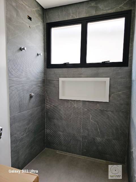 Casa de Condomínio à venda com 3 quartos, 250m² - Foto 21