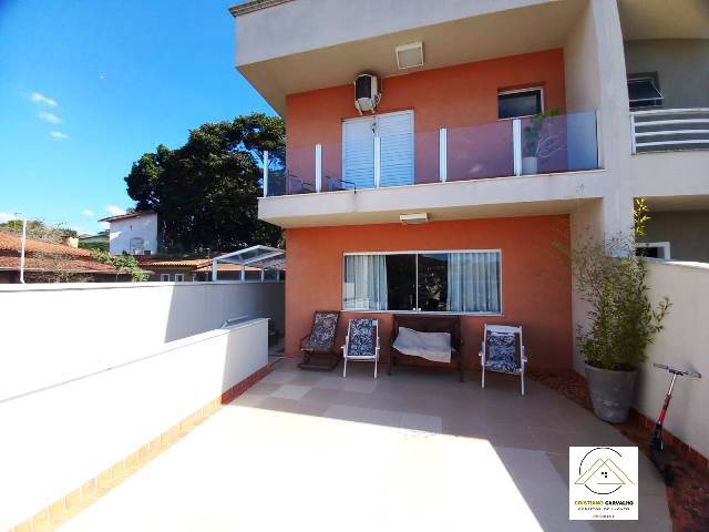 Sobrado, 3 quartos, 141 m² - Foto 1