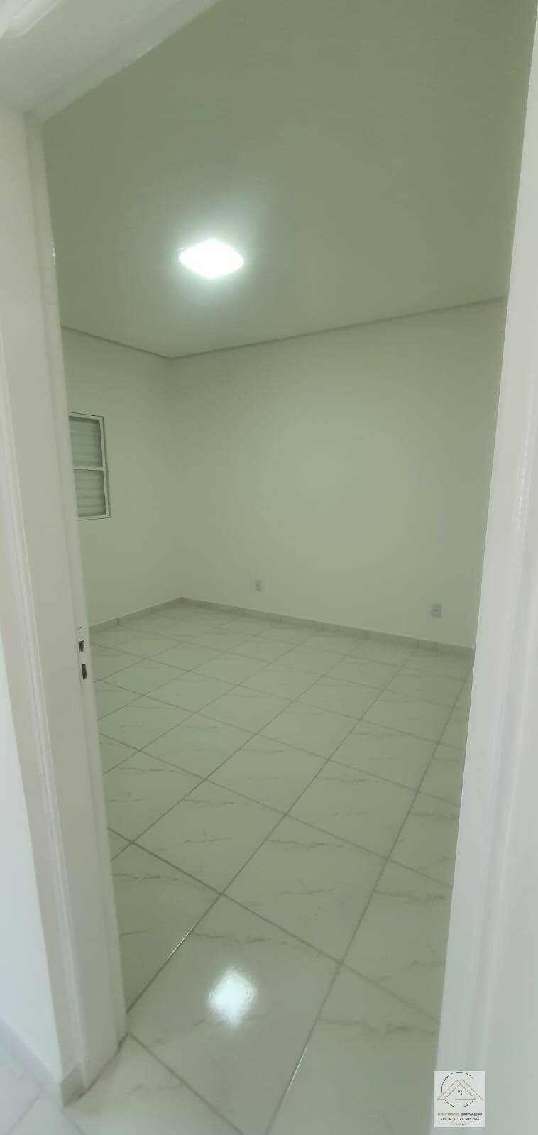 Casa à venda com 3 quartos, 96m² - Foto 8