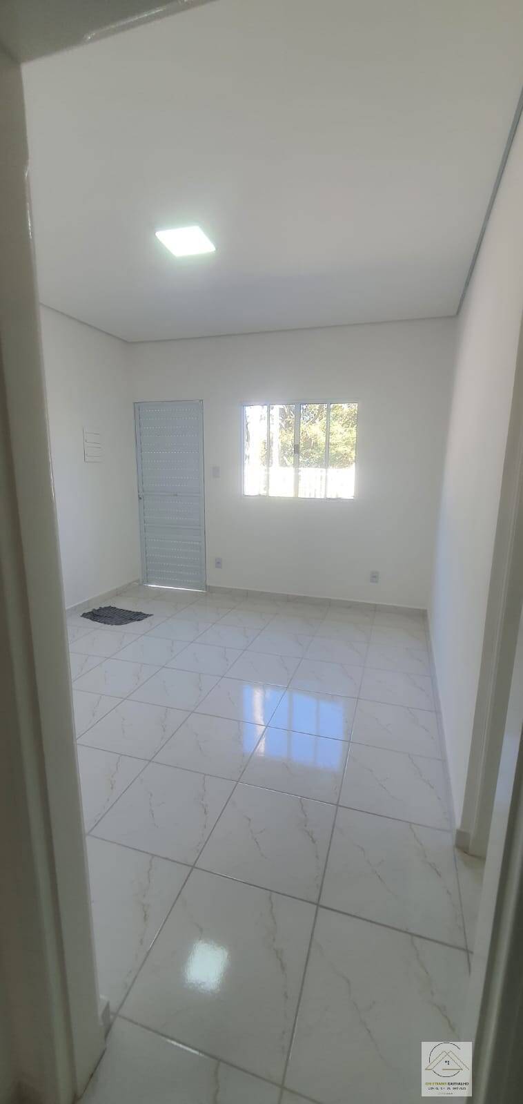 Casa à venda com 3 quartos, 96m² - Foto 14