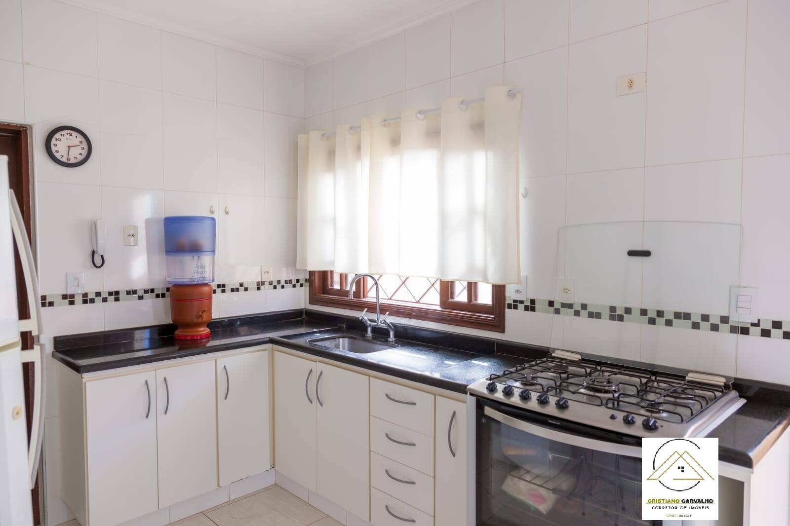 Casa, 3 quartos, 219 m² - Foto 3