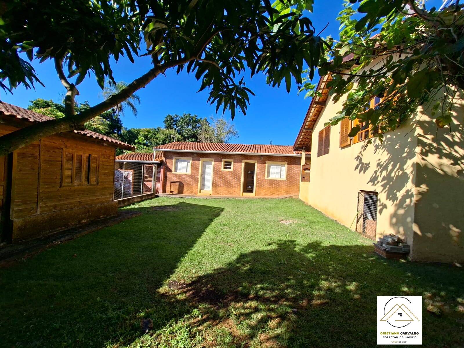 Sítio, 5 quartos, 1000 m² - Foto 12