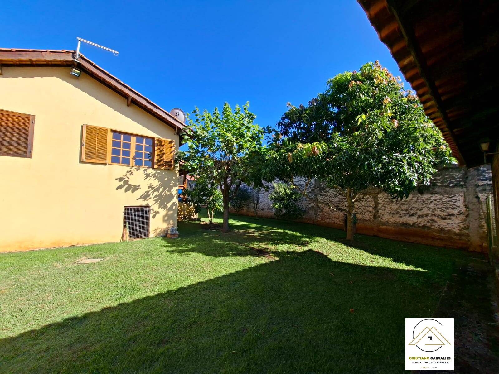 Sítio, 5 quartos, 1000 m² - Foto 10