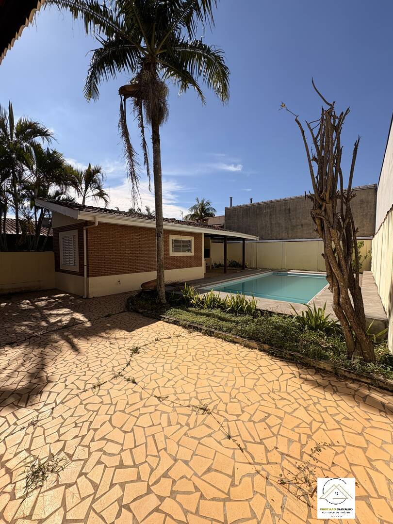 Casa, 3 quartos, 243 m² - Foto 17