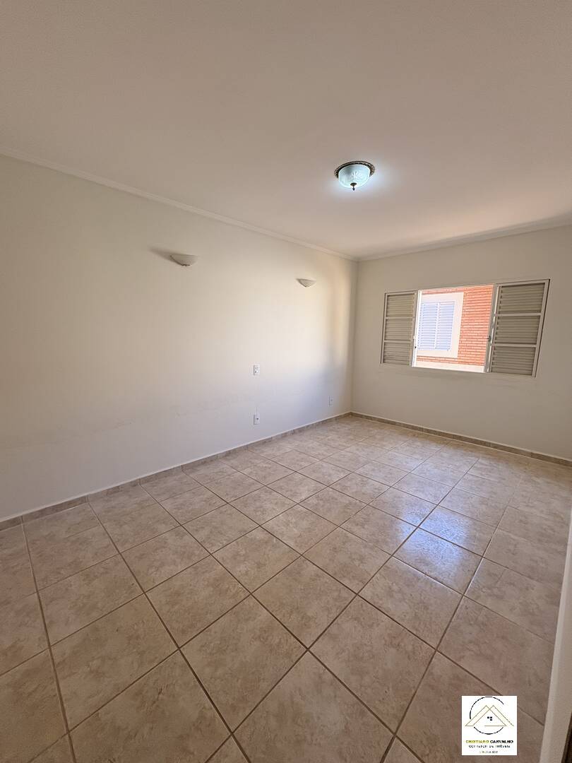 Casa, 3 quartos, 243 m² - Foto 13